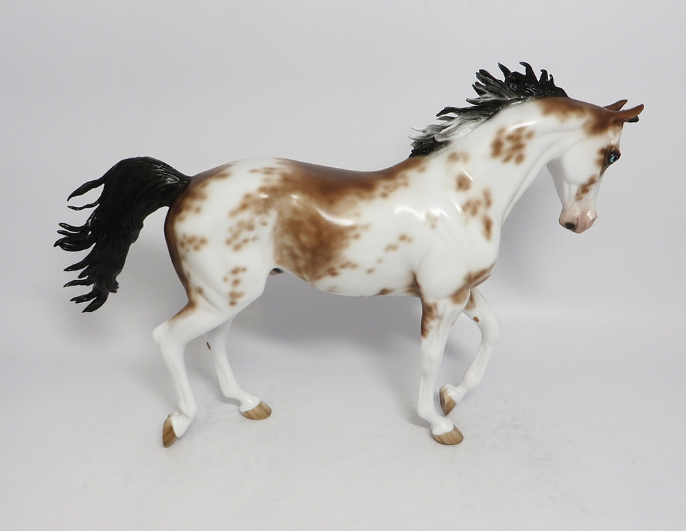 GREAT LESLIE-OOAK BAY SOBINO THOROUGHBRED MODEL HORSE BY SHERYL LEISURE