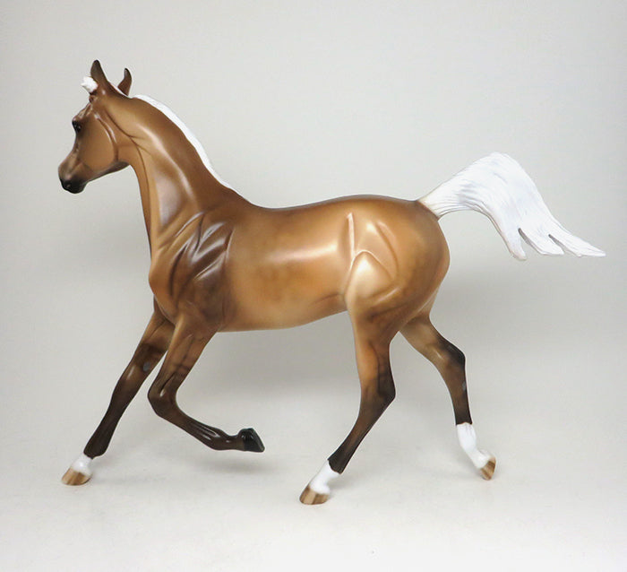 CUSTOM MODEL HORSE