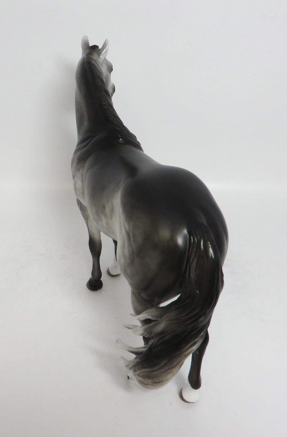 MAGUIRE-OOAK DAPPLE GREY ISH MODEL HORSE BY SHERYL LEISURE