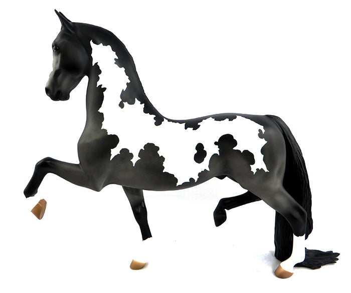OKIE-OOAK BLACK PAINT SADDLEBRED MODEL HORSE 1/27