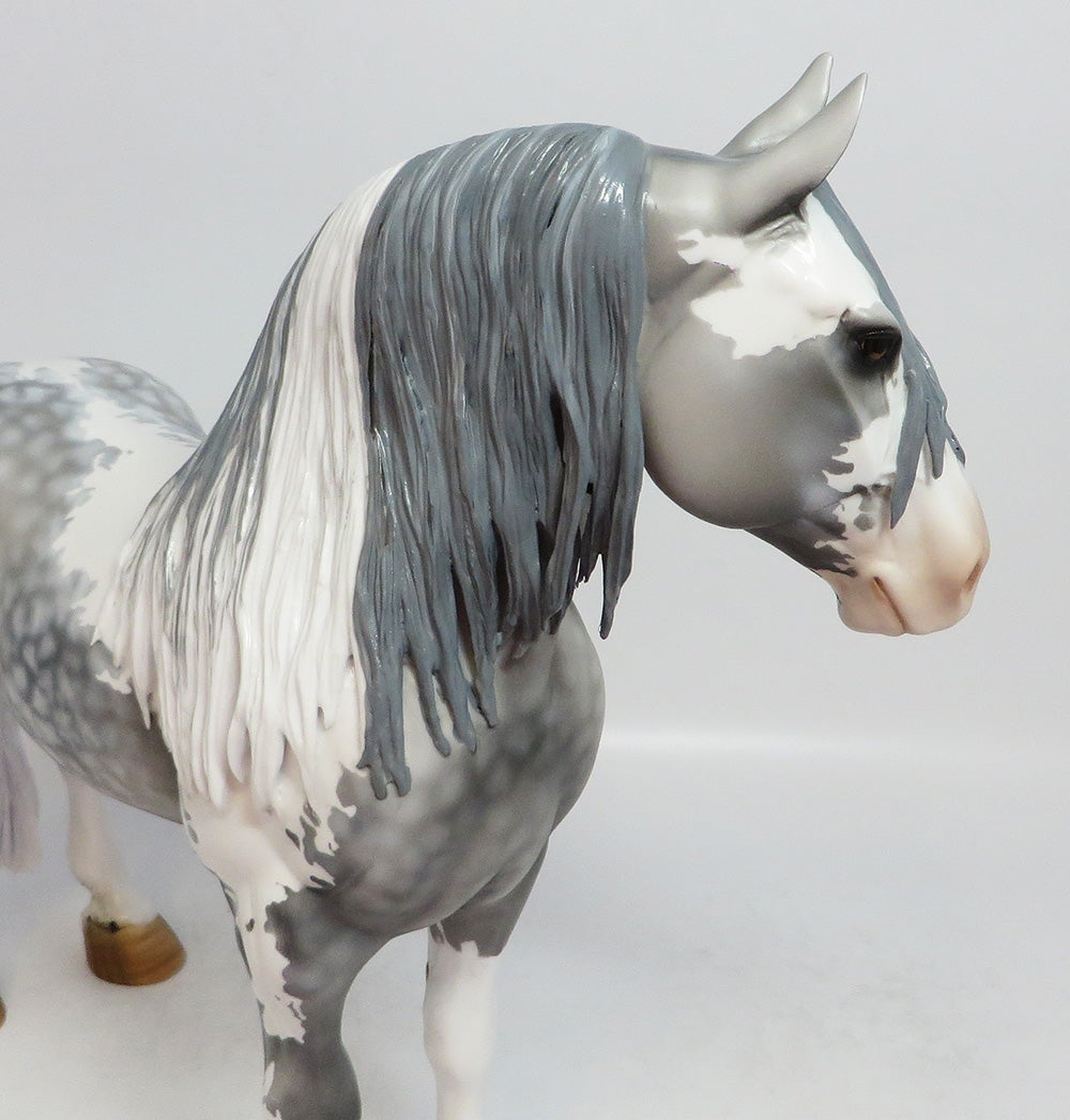 BRUNO - OOAK DAPPLE GREY PINTO STANDING DRAFT MODEL HORSE MW 2018