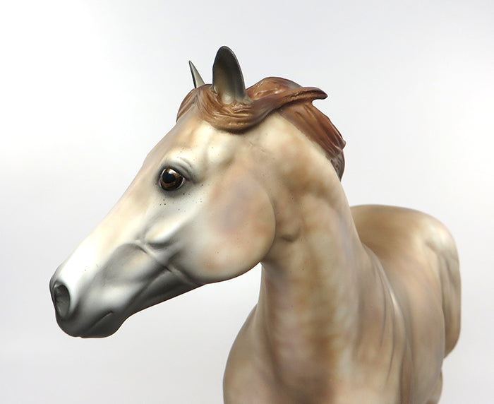 SUNNY SIDE UP-OOAK LIGHT CHESTNUT ISH MODEL HORSE PAINTED &amp; SIGNED BY ALLEN KATT 9/1