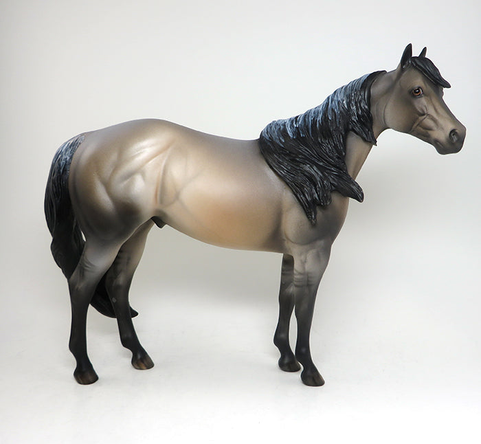 LIMITED EDITION MODEL HORSE