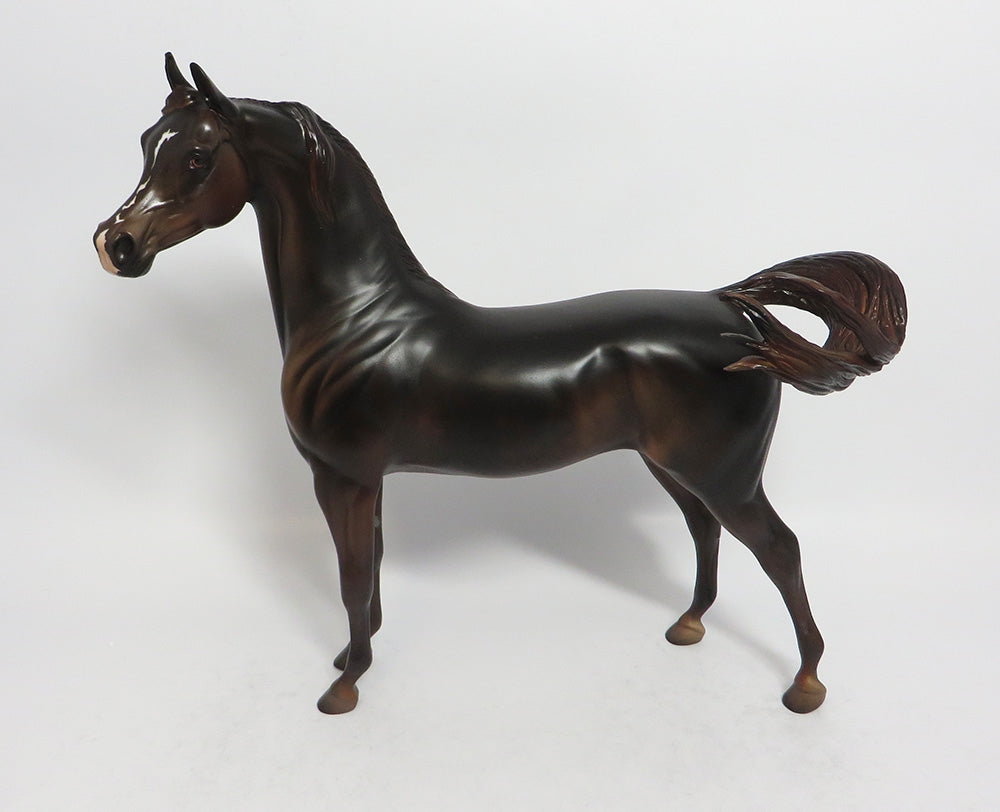 LOONEY TUNES-OOAK DARK CHESTNUT ARABIAN MODEL HORSE BY DAWN QUICK 2-23-18
