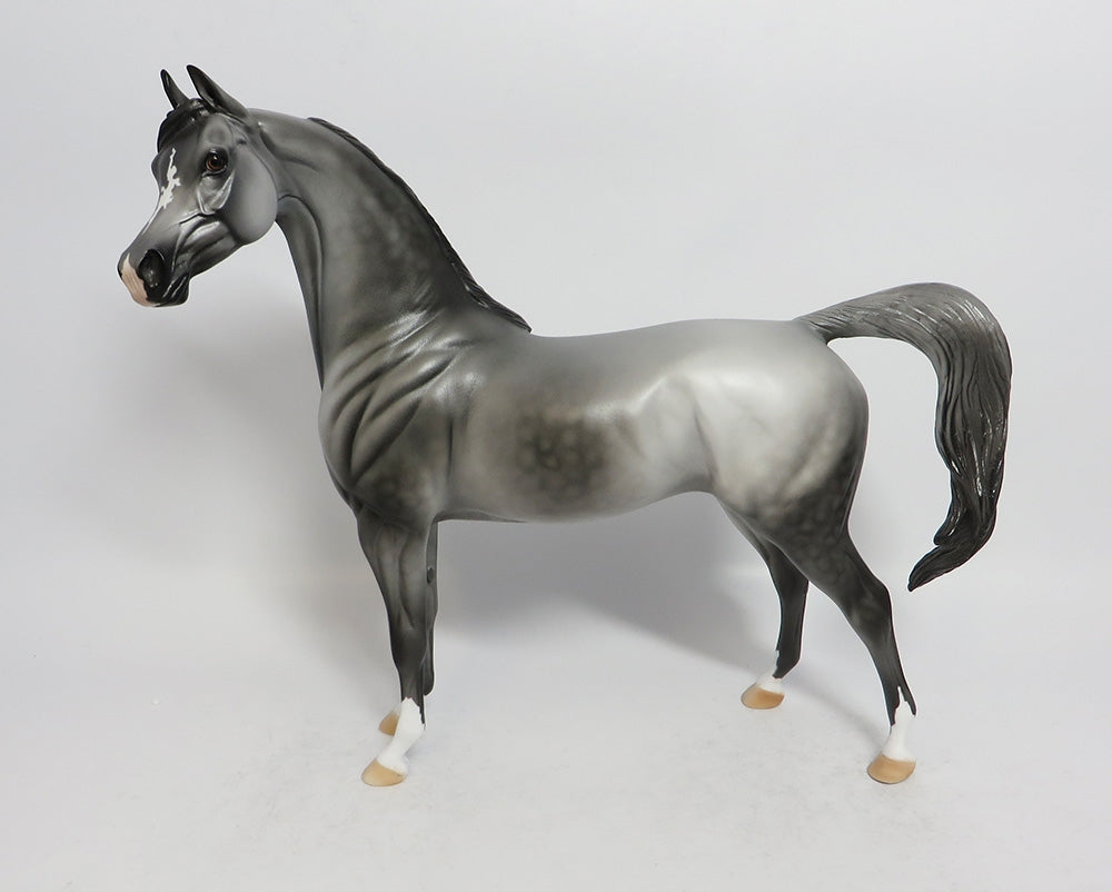 SICARI - OOAK DAPPLE GREY ARABIAN MODEL HORSE 2/22
