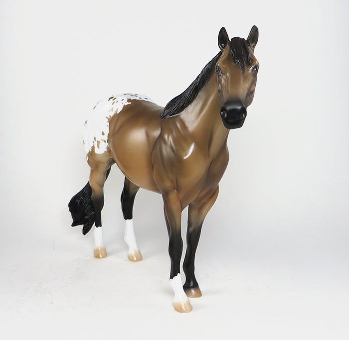 Ideal Model Horse