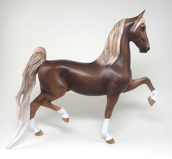 SADDLEBRED MODEL HORSE