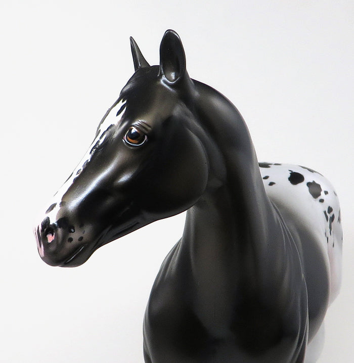 APPALOOSA MODEL HORSE