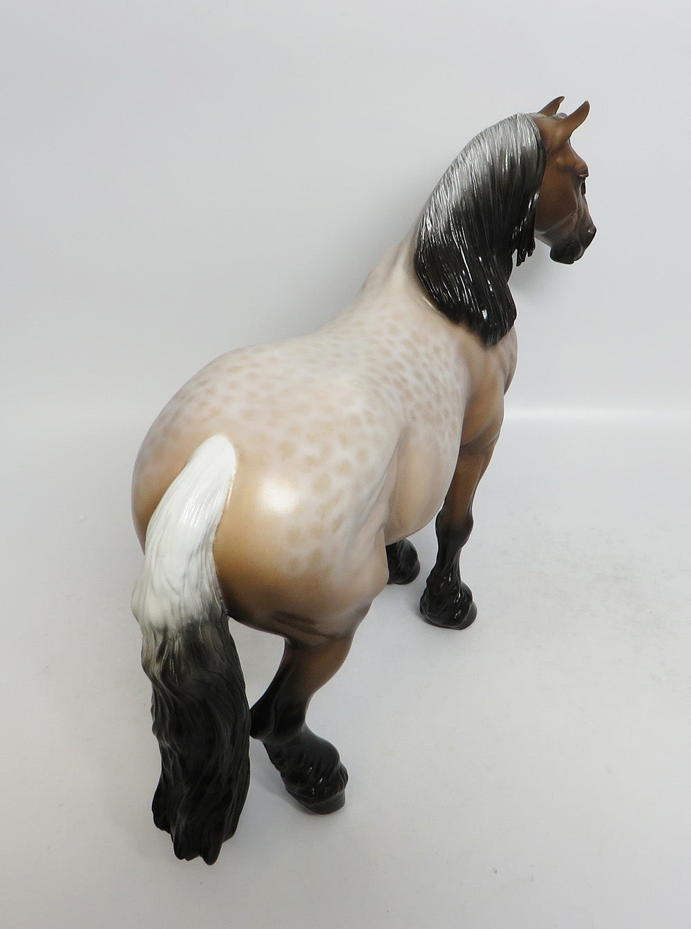 NELLIE-OOAK BAY ROAN REVERSE DAPPLE HEAVY DRAFT MARE MODEL HORSE BY SHERYL LEISURE 2/19/18