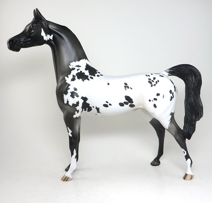 ARABIAN MODEL HORSE