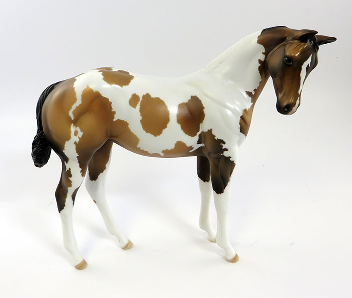 FLY-OOAK BUCKSKIN PAINT WEANLING MODEL HORSE BY DAWN QUICK 2/7