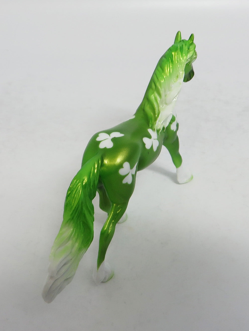 ST. PATRICK-OOAK DECORATOR FRESIAN CHIP 2/20/19
