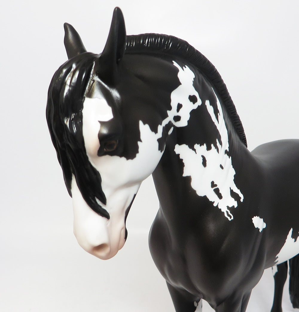 WILDWOOD FLOWER-LE-6 PIEBALD ANDALUSIAN MARE MODEL HORSE EQ 2017