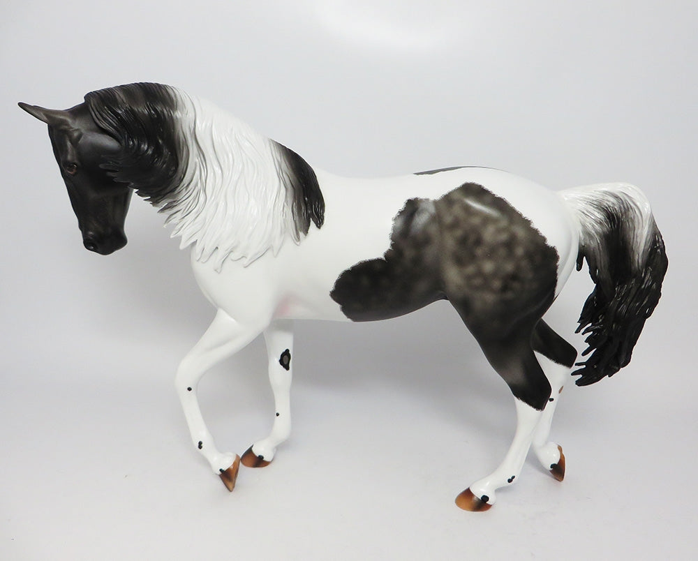 MIRACLE MILE-OOAK ETCHED DAPPLE GREY TOBIANO THOROUGHBRED MODEL HORSE EQ 2017