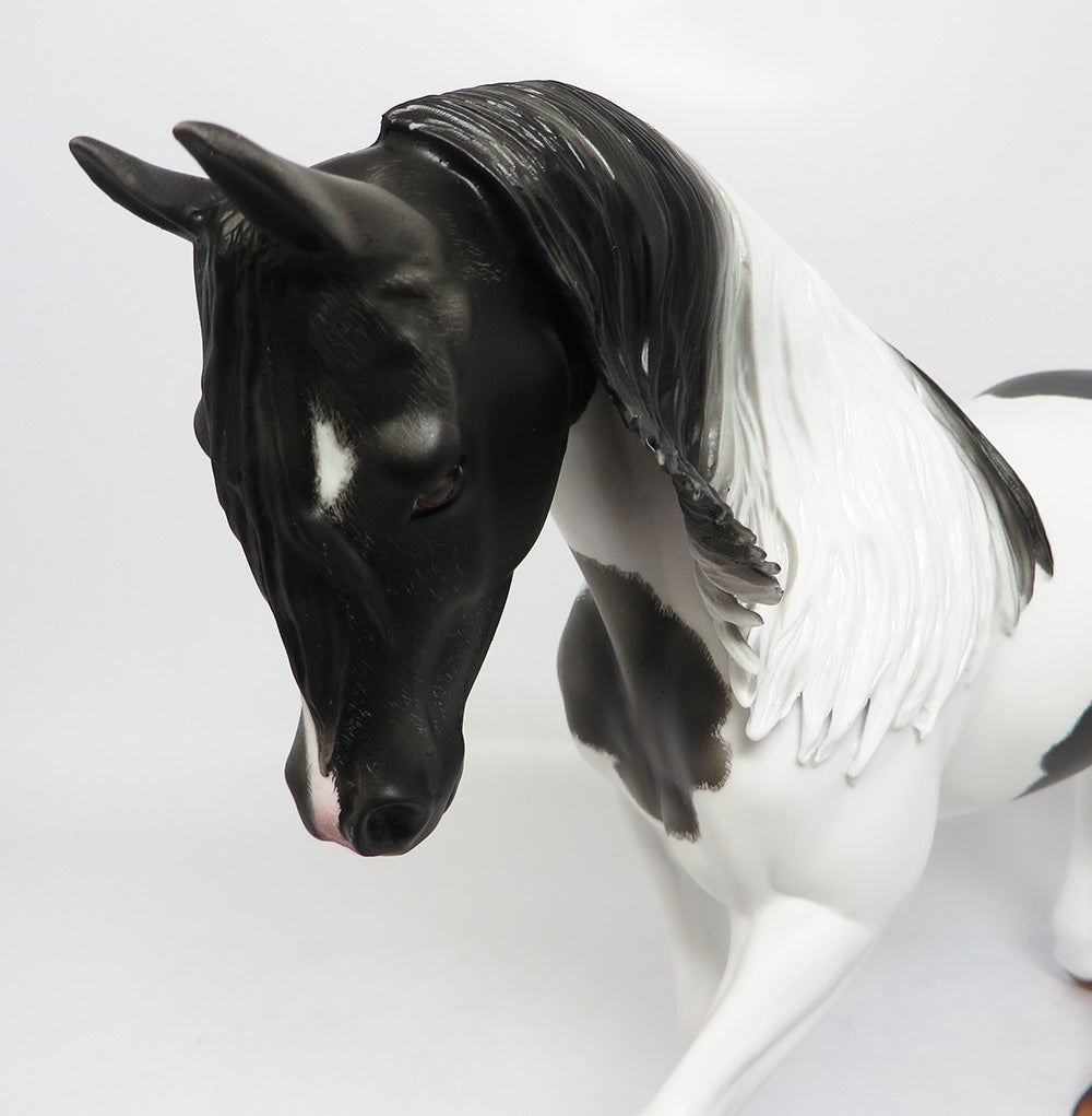 MIRACLE MILE-OOAK ETCHED DAPPLE GREY TOBIANO THOROUGHBRED MODEL HORSE EQ 2017