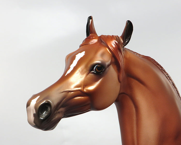 GLIMMER-OOAK CHESTNUT ARABIAN MODEL HORSE PAINTED BY DAWN QUICK 9/8