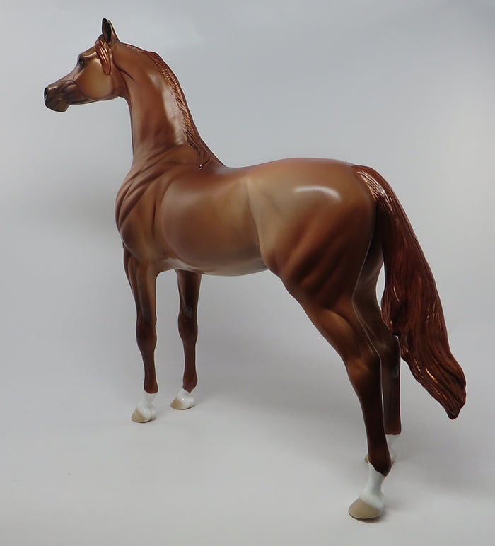 GLIMMER-OOAK CHESTNUT ARABIAN MODEL HORSE PAINTED BY DAWN QUICK 9/8