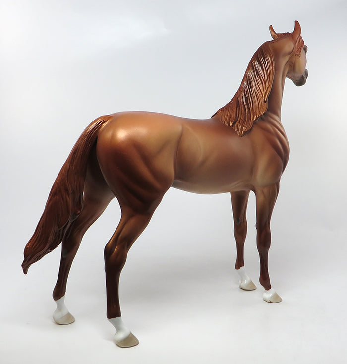 GLIMMER-OOAK CHESTNUT ARABIAN MODEL HORSE PAINTED BY DAWN QUICK 9/8