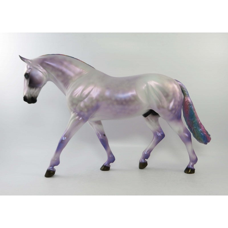 MIRAGE-OOAK DAPPLE GREY RAINBOW IRISH DRAUGHT EQ 2018