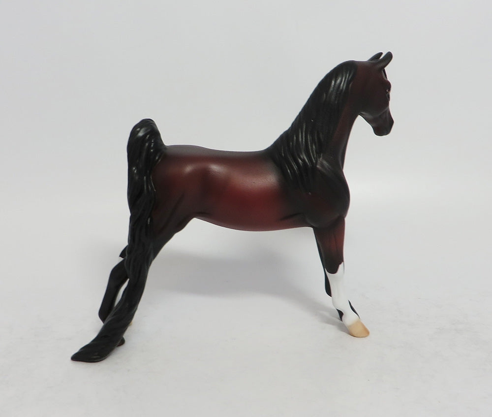 BAE-OOAK BAY SADDLBREAD PEBBLE EQUINW AFFAIRE 2018