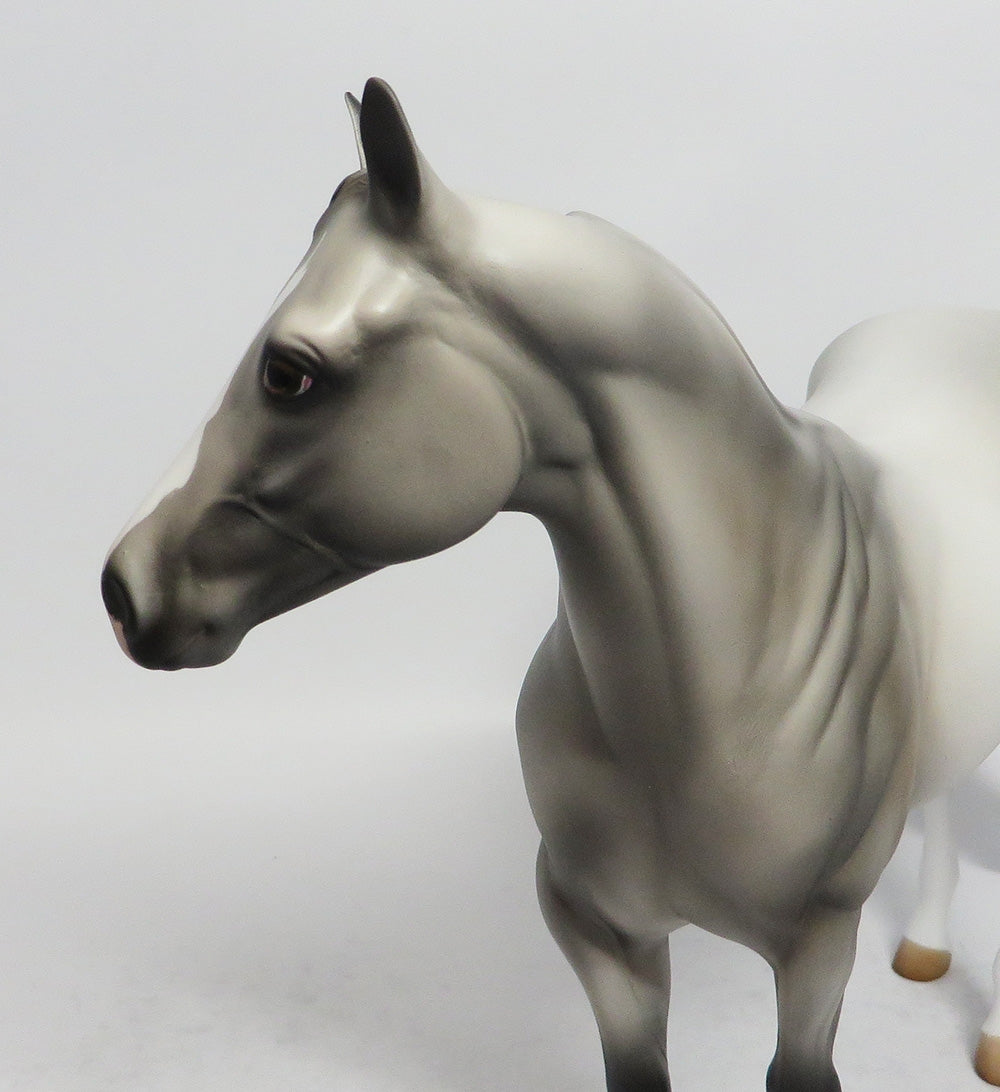 GRAYSEN-OOAK GREY ISH MODEL HORSE MIDWEST FAIR 2018