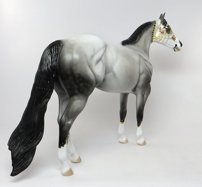 MAXILLA-OOAK DAPPLE GREY ISH SUGAR SKULL MODEL HORSE 9/9