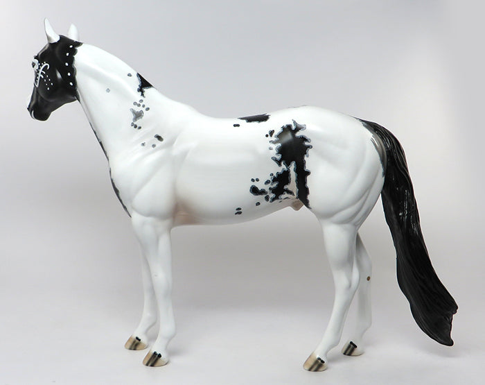 MASK-A-RADE-OOAK BLACK AND WHITE PAINT ISH SUGAR SKULL BY DAWN QUICK 9/9