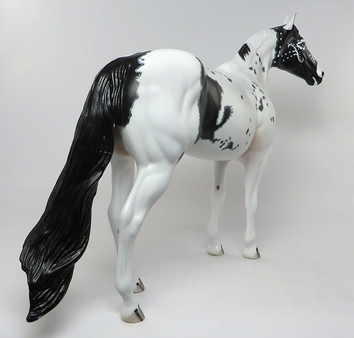 MASK-A-RADE-OOAK BLACK AND WHITE PAINT ISH SUGAR SKULL BY DAWN QUICK 9/9