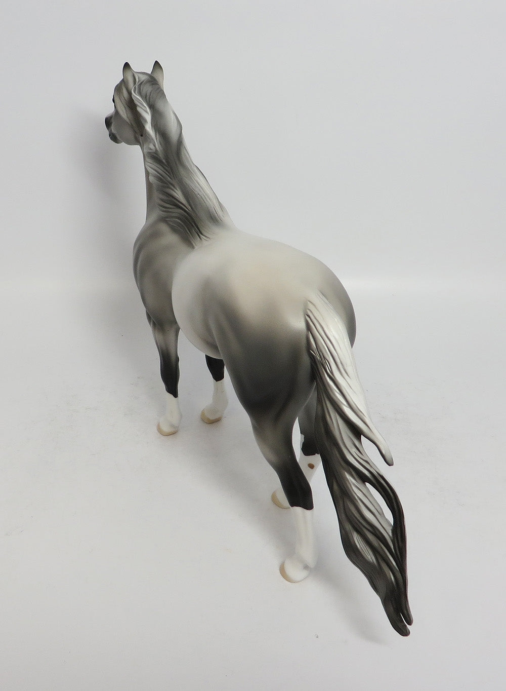 ASH-OOAK GREY MUSTANG MODEL HORSE MIDWEST FAIR