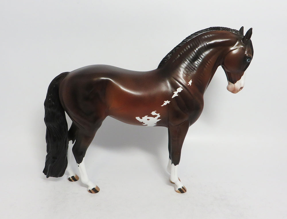 MAN OF FORTUNE-OOAK BAY PAINT ANDALSUAIN MODEL HORSE BY DAWN QUICK 2-23-18