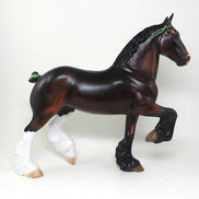 TROTTING DRAFTER MODEL HORSE