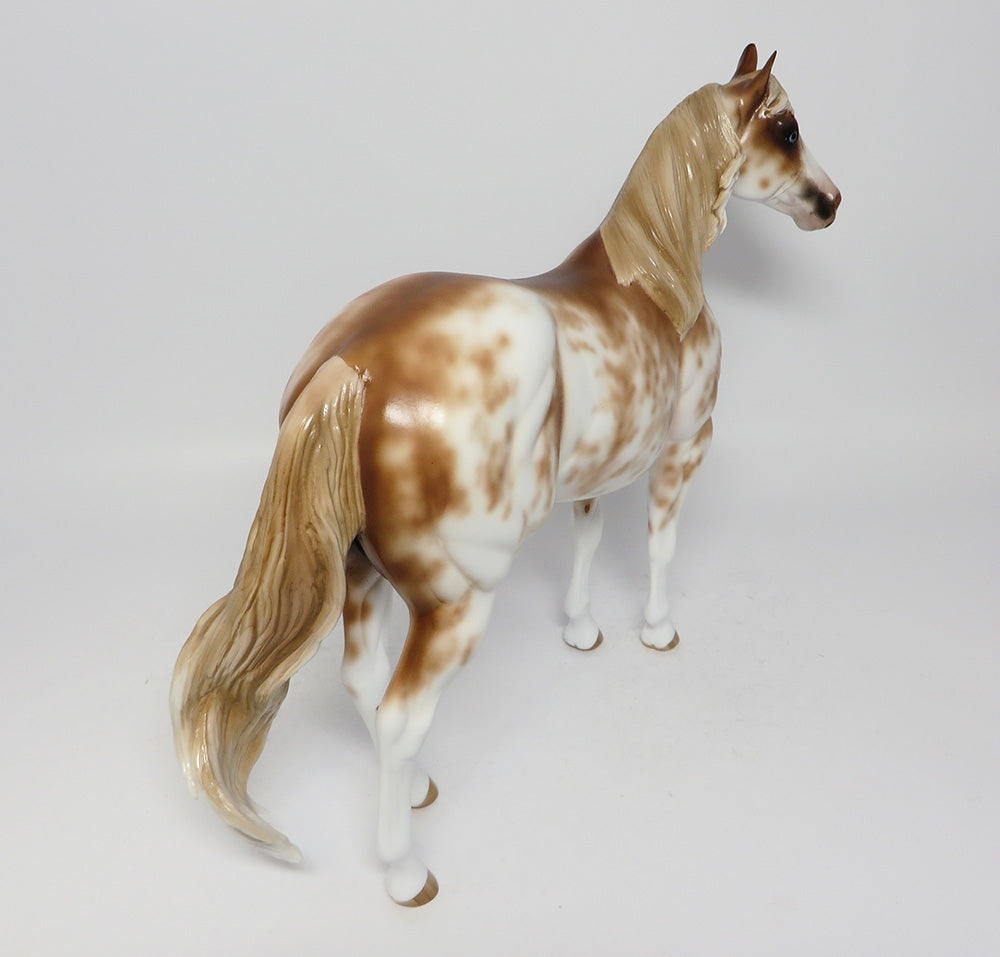 TESLA~OOAK CHESTNUT SABINO ISH MODEL HORSE BY SHERYL LEISURE 7/28/17