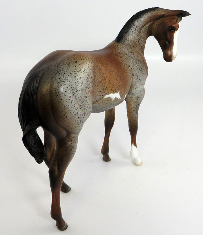 POTENTIALLY HOT-LE-4 BAY ROAN WEANLING MODEL HORSE 2/14