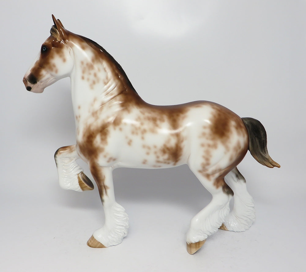RED RAMBLER-OOAK BAY SABINO TROTTING DRAFTER MODEL HORSE BY SHERYL LEISURE 7/31/17