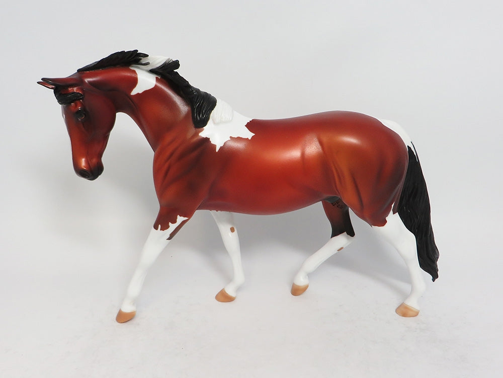 CHILLICOTHE - LE5 BAY PINTO PONY MODEL HORSE EQ2018