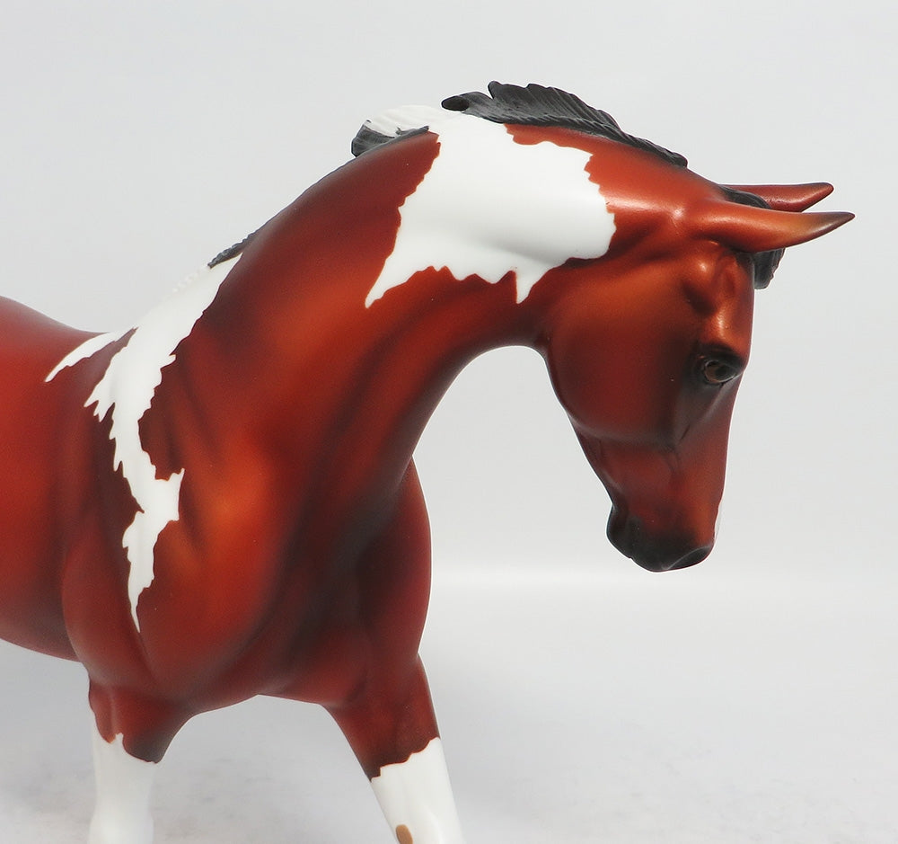 CHILLICOTHE - LE5 BAY PINTO PONY MODEL HORSE EQ2018