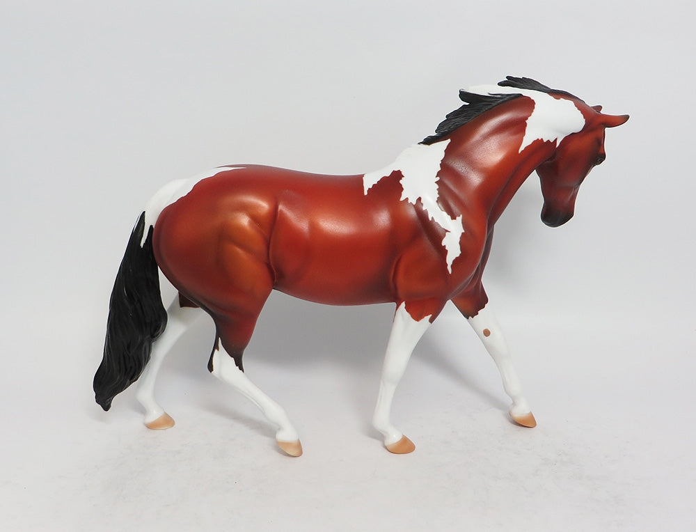 CHILLICOTHE - LE5 BAY PINTO PONY MODEL HORSE EQ2018