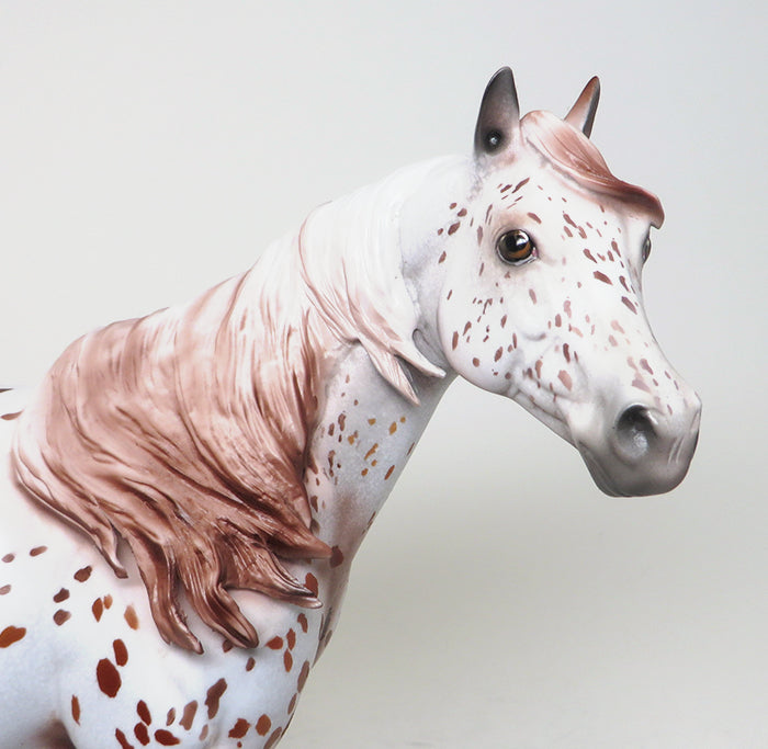 stunning loud appaloosa ish model horse 