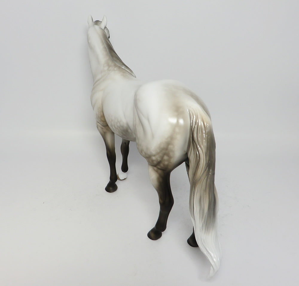 WHISPER-OOAK STAR DAPPLE GREY ISH MODEL BY SHERYL LEISURE 7/31/17