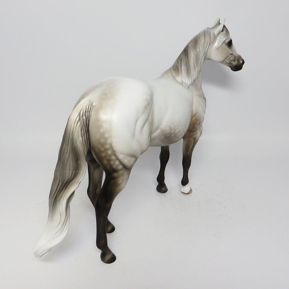 WHISPER-OOAK STAR DAPPLE GREY ISH MODEL BY SHERYL LEISURE 7/31/17