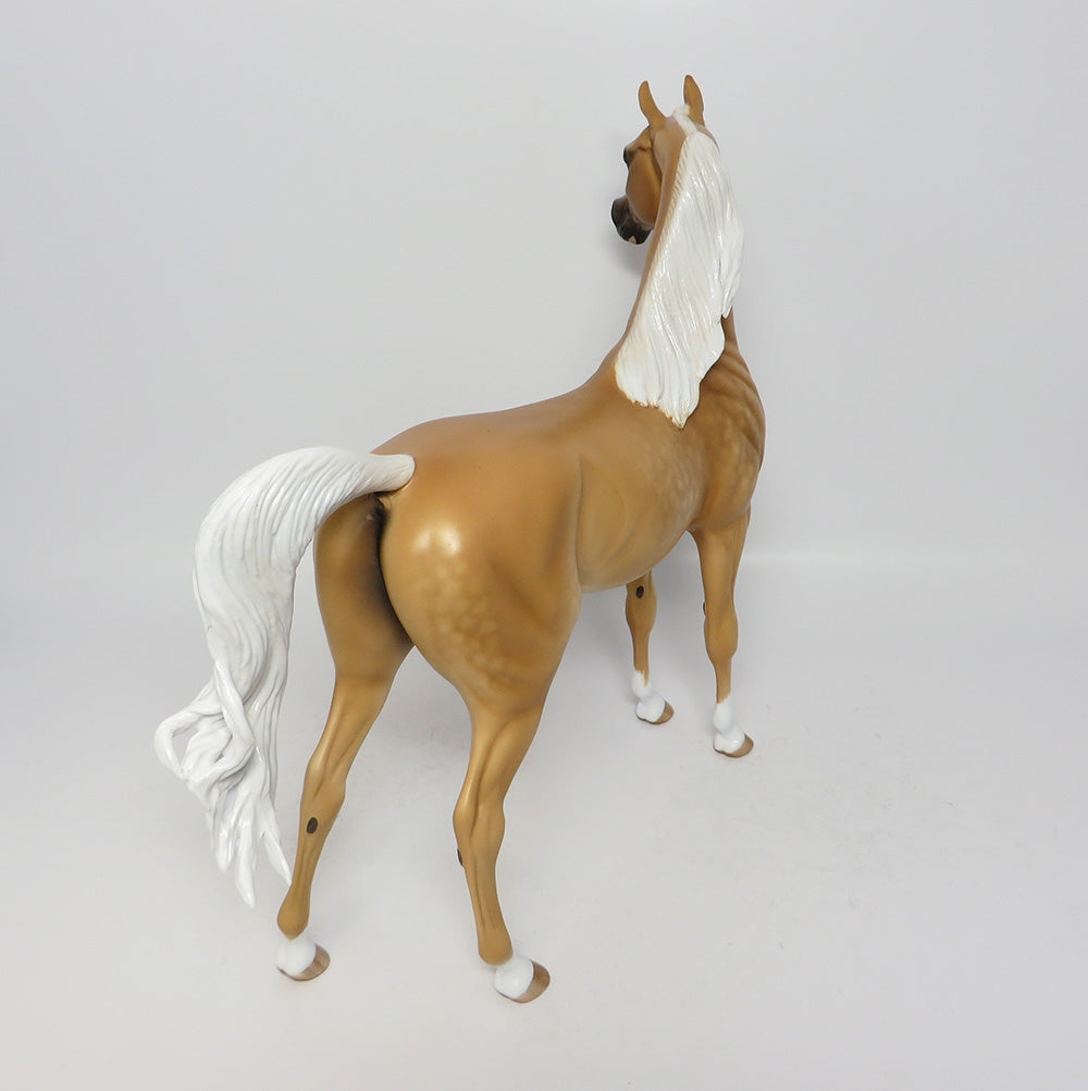 SAVAGE-OOAK DAPPLE GOLDEN PALOMINO ARABIAN MODEL HORSE 8/2/17
