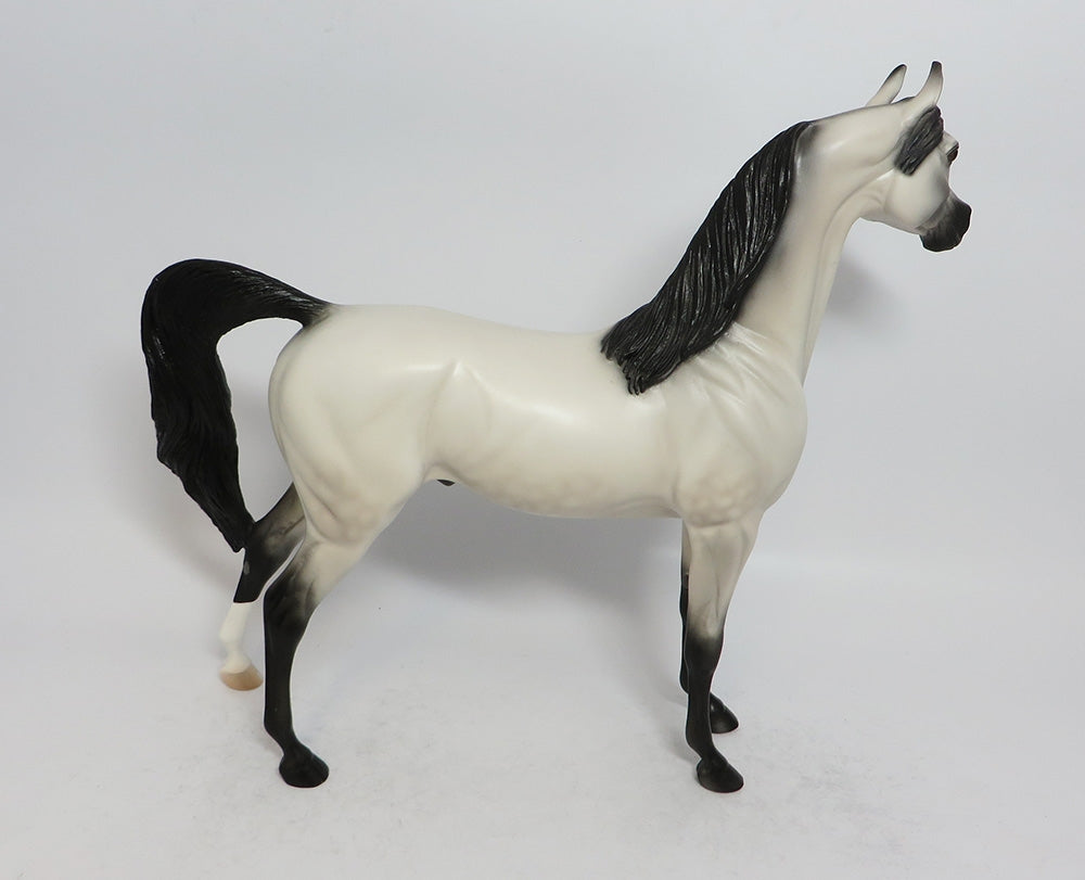 ANONYMOUS-OOAK NON CUSTOM GREY W/ BLACK POINTS ARABIAN MODEL HORSE EA 2018