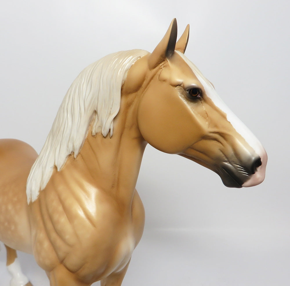 RANSOM-OOAK STAR DAPPLE PALOMINO STANDING DRAFTER MODEL HORSE 8/1/17