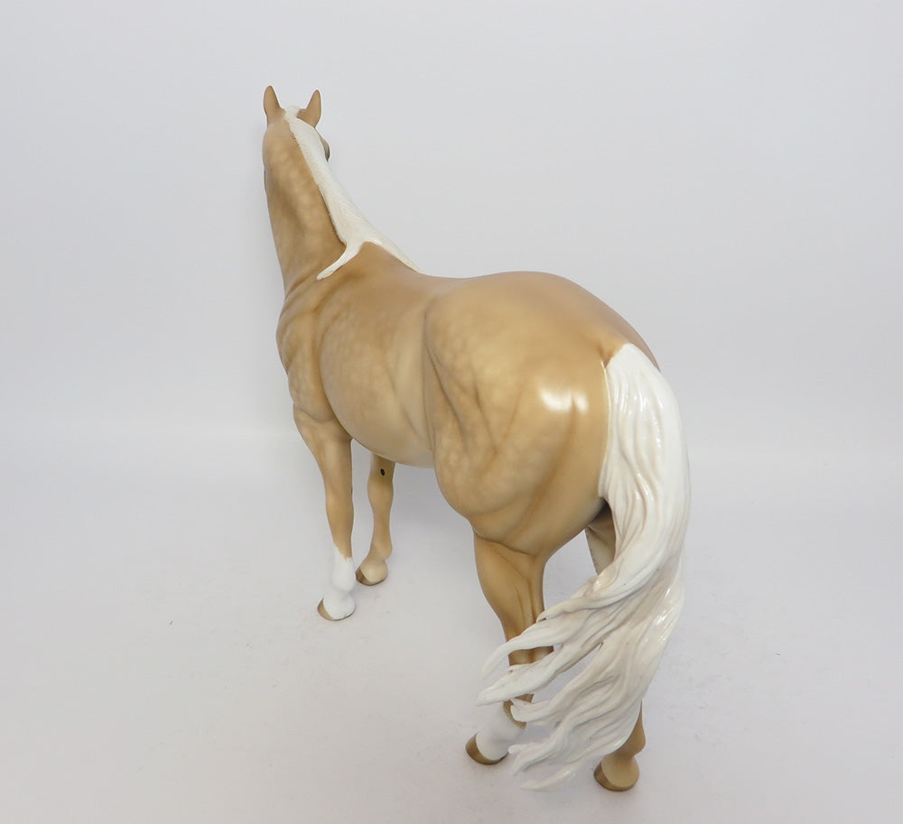 MAKE IT A DOUBLE-PALE STAR DAPPLE PALOMINO ISH MODEL HORSE BY SHERYL LEISURE 8/1/17