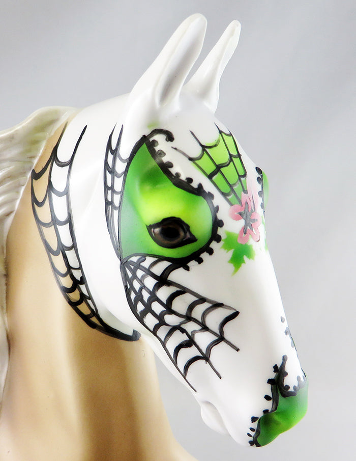 THE GREEN GOBLIN-OOAK PALOMINO SUGAR SKULL SADDLEBRED BY DAWN QUICK 9/16