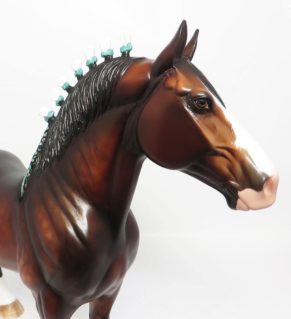 HEARTHSTONE-OOAK STAR DAPPLED BAY STANDING DRAFTER WITH GREEN &amp; BLACK RIBBONS 12-12-17