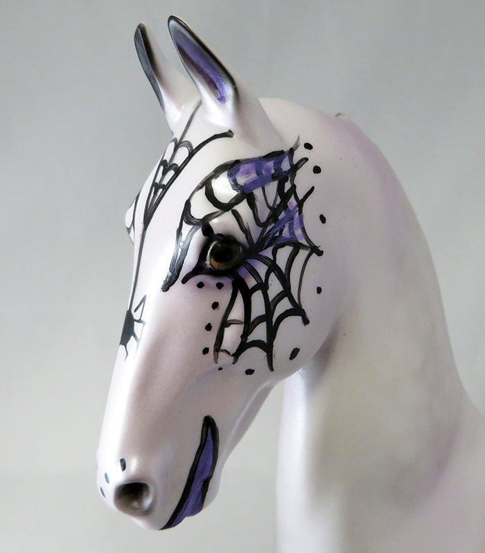 HEZAJOKER-OOAK DAPPLED LAVENDER GREY SADDLEBRED SUGAR SKULL 9/16