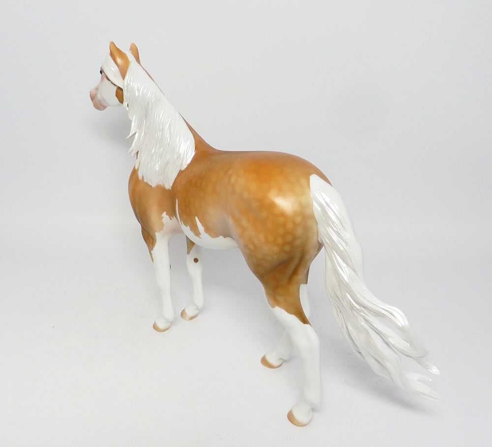 GOLDEN HAMMER-OOAK DAPPLE PALOMINO SPANISH MUSTANG MODEL HORSE 8/2/17