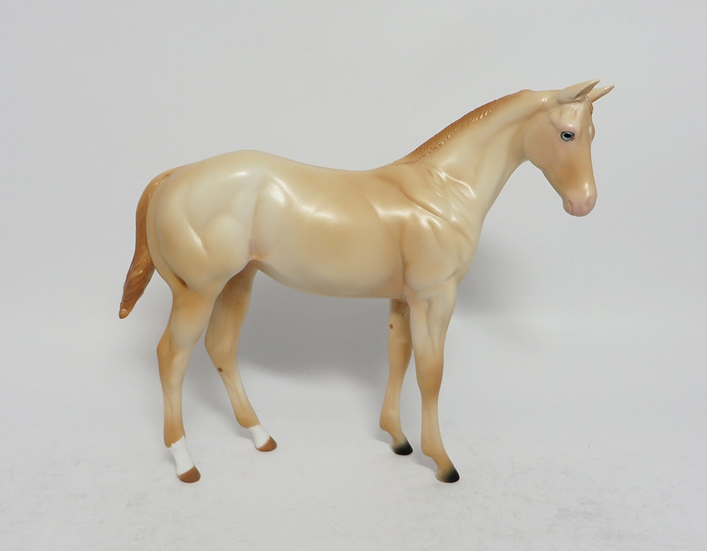 MUFFIN - OOAK CREAMELLO WEANLING MODEL HORSE EA2018