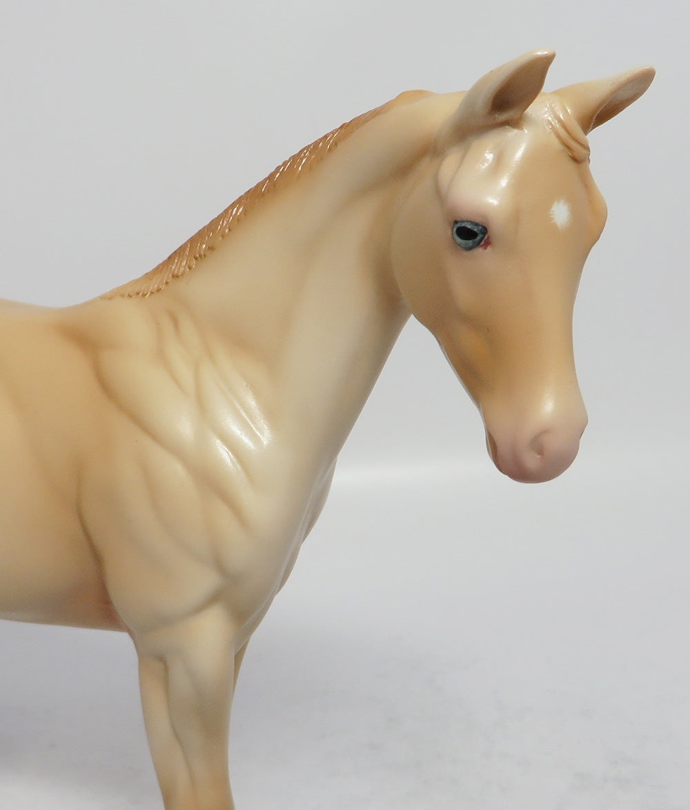 MUFFIN - OOAK CREAMELLO WEANLING MODEL HORSE EA2018